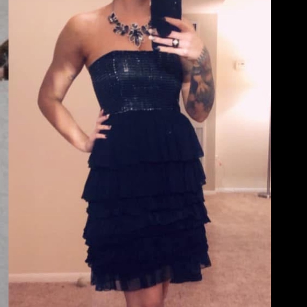 Alice + Olivia Black Cocktail Dress Size 6